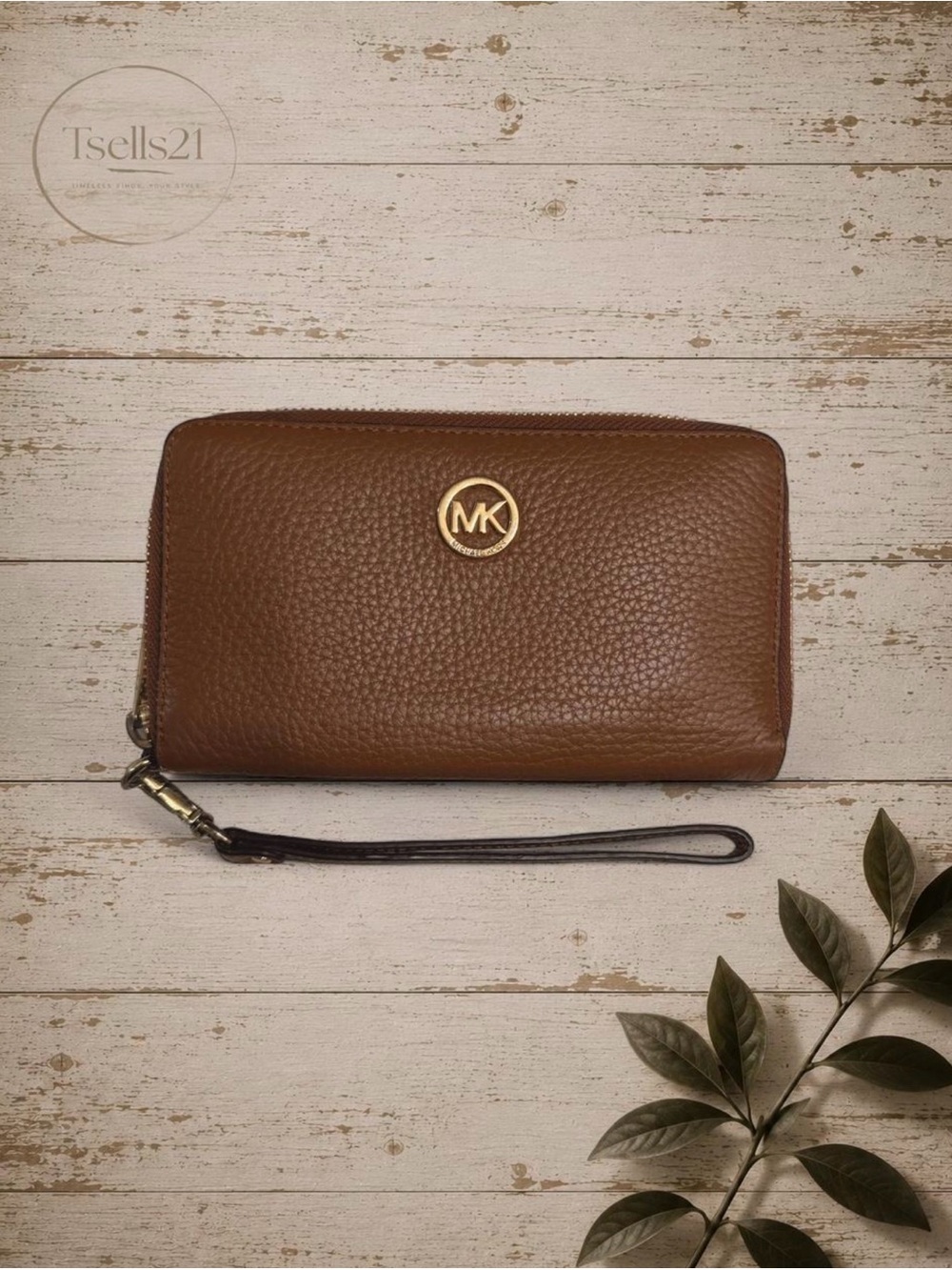 Michael Kors Fulton Brown Leather Wristlet Wallet